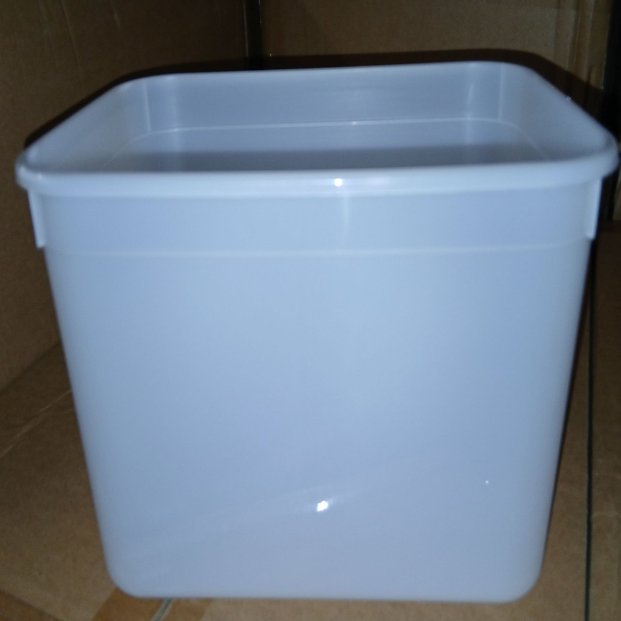 4-litre Ice Cream Tub